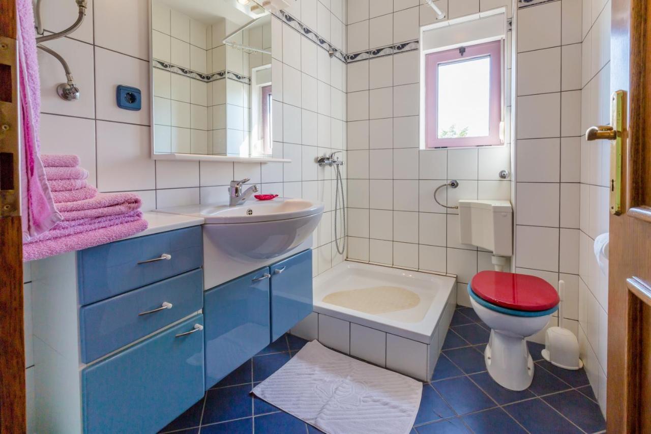 Apartmani Rino Dramalj Esterno foto