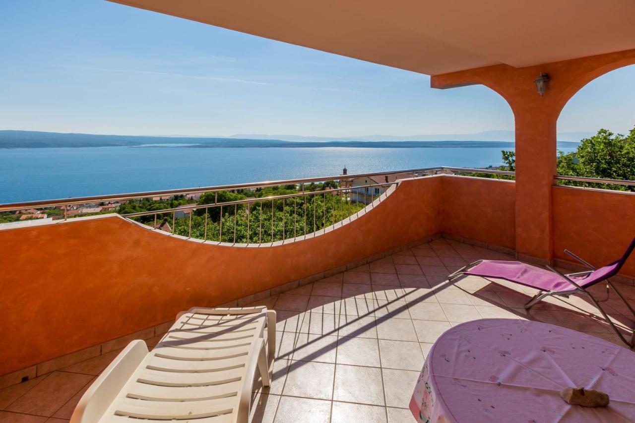 Apartmani Rino Dramalj Esterno foto