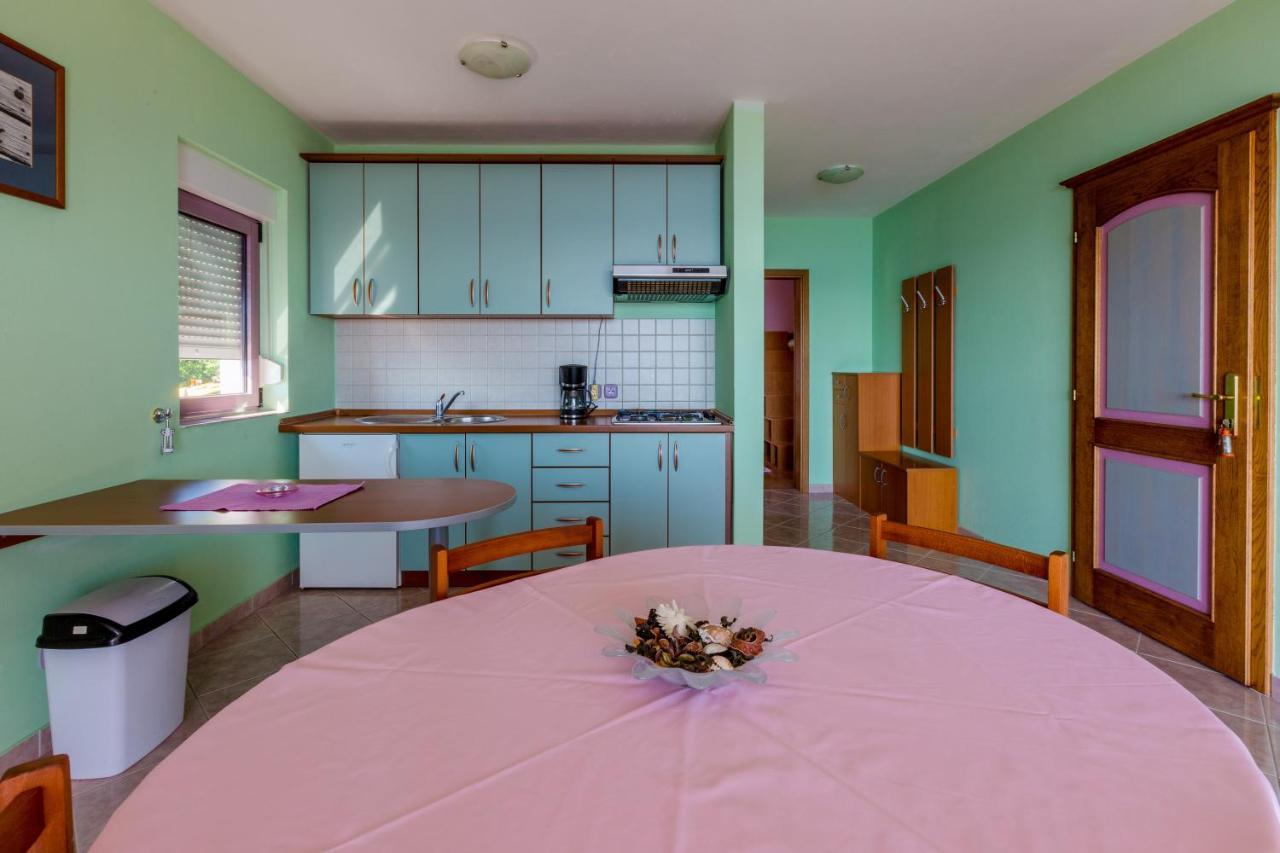 Apartmani Rino Dramalj Esterno foto