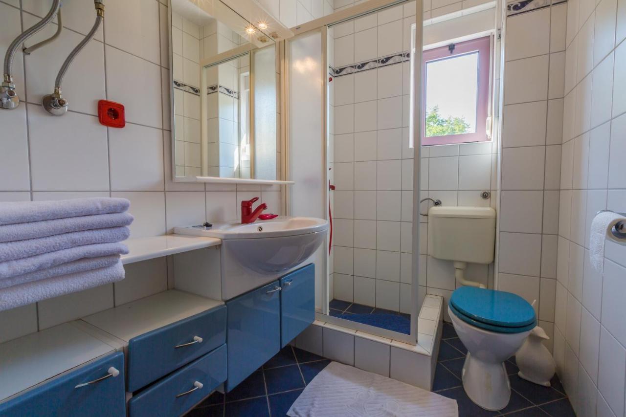 Apartmani Rino Dramalj Esterno foto