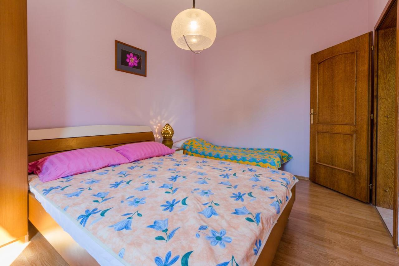 Apartmani Rino Dramalj Esterno foto