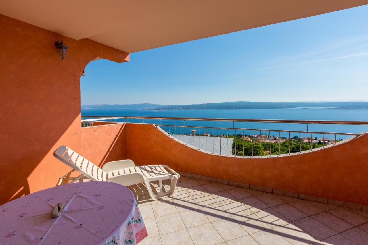 Apartmani Rino Dramalj Esterno foto