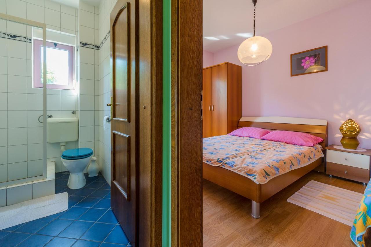 Apartmani Rino Dramalj Esterno foto