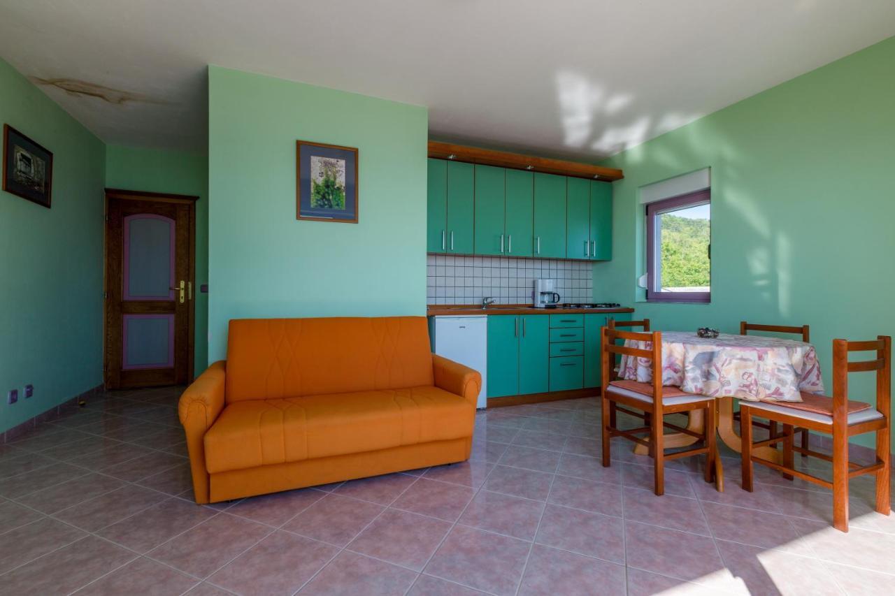 Apartmani Rino Dramalj Esterno foto