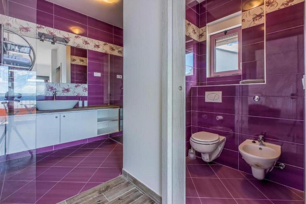 Apartmani Rino Dramalj Esterno foto